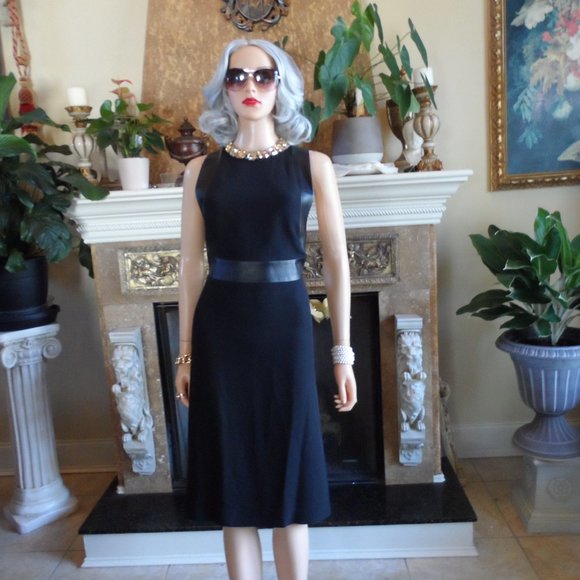 Gucci Black 100% Silk Dress with Lamb Leather Trim Size IT 42 - US 6 - Picture 2 of 16